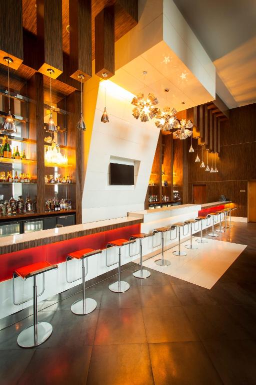 Setustofa eða bar á Lagos Continental Hotel