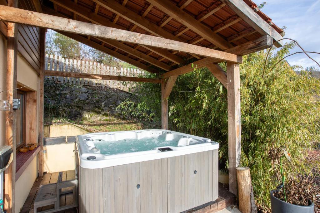 Le Chalet Panoramique Jaccuzi Parking Vue Montagne – photo 37