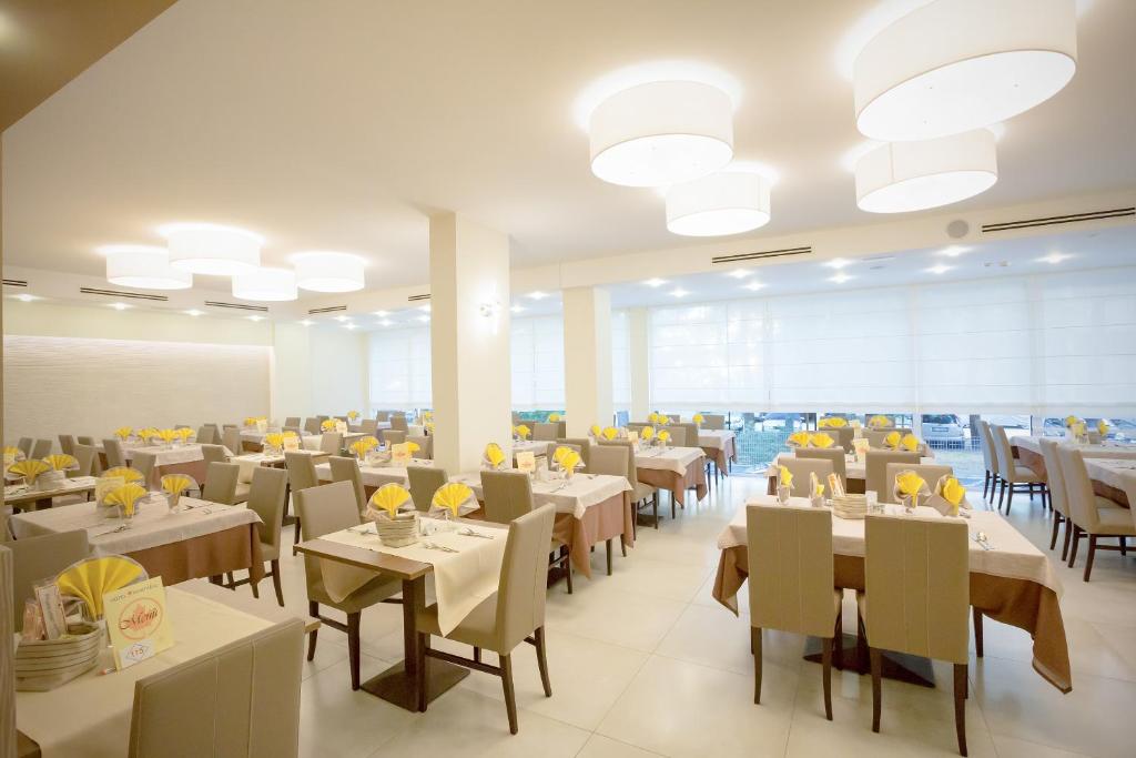 Ресторан / где поесть в Hotel Montreal