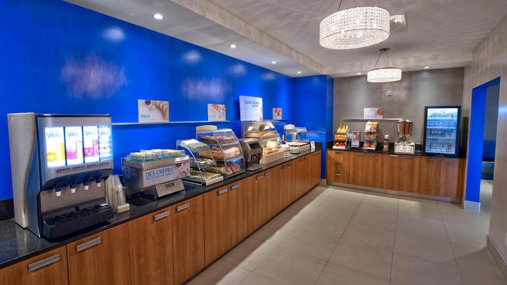 Holiday Inn Express & Suites Vaudreuil-Dorion by IHG - Suite Con Municipio De Movilidad - No Fumador