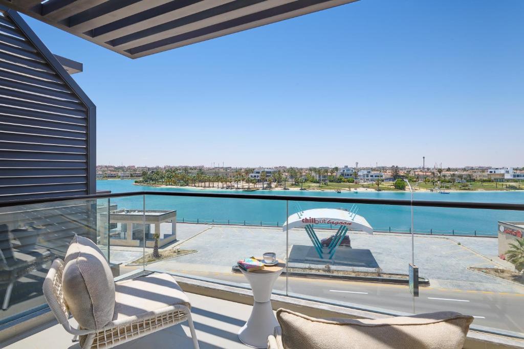 Palma Bay Rotana Resort - 12