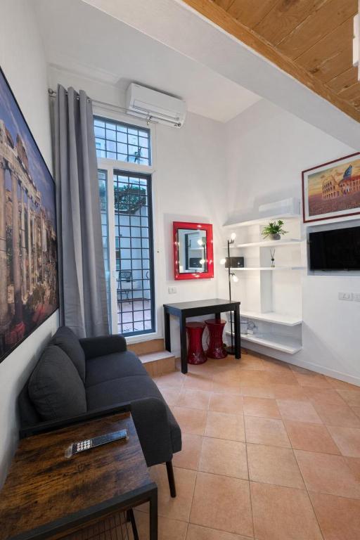 Frangipane Colosseum Home