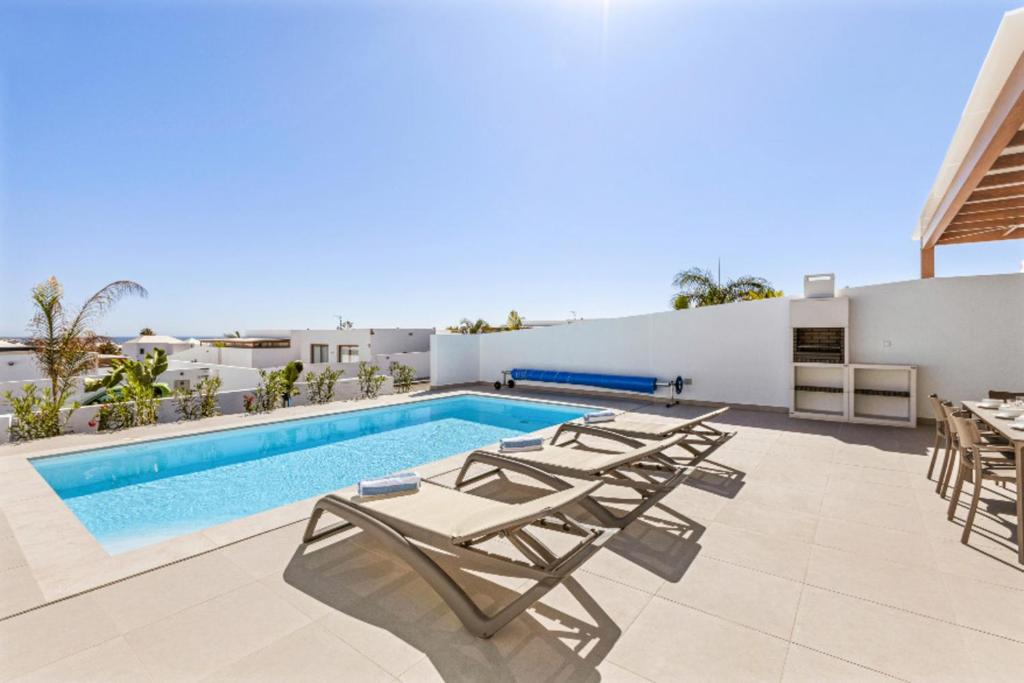 Villa Los Altos Deva 12A by Escape Home