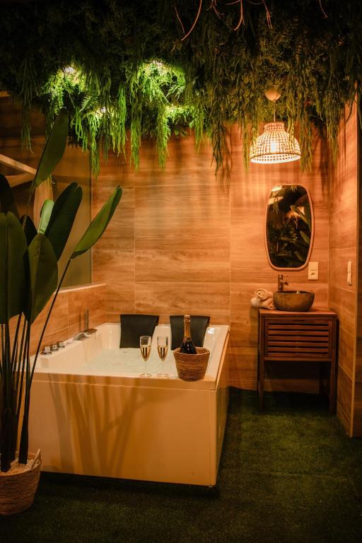 La Canopée, Jungle Room Suite de Luxe - Jacuzzi Sauna