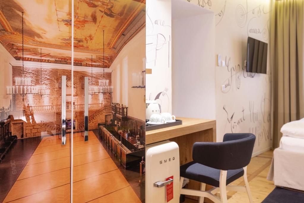 Small Luxury Hotel Goldgasse - 11