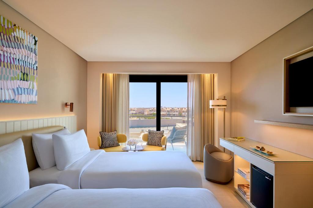 Palma Bay Rotana Resort - 10