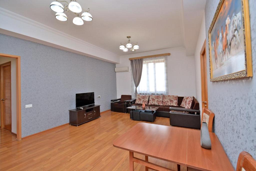 تصویر اتاق‌های Argishti Street, 2 bedrooms Comfortable apartment GL152 - تصویر ۲