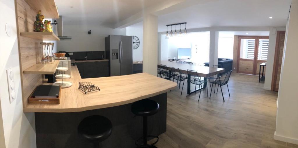 L'Atelier- Appartement, Sauna, Jardin, Centre Ville, proche commerces et restaurants