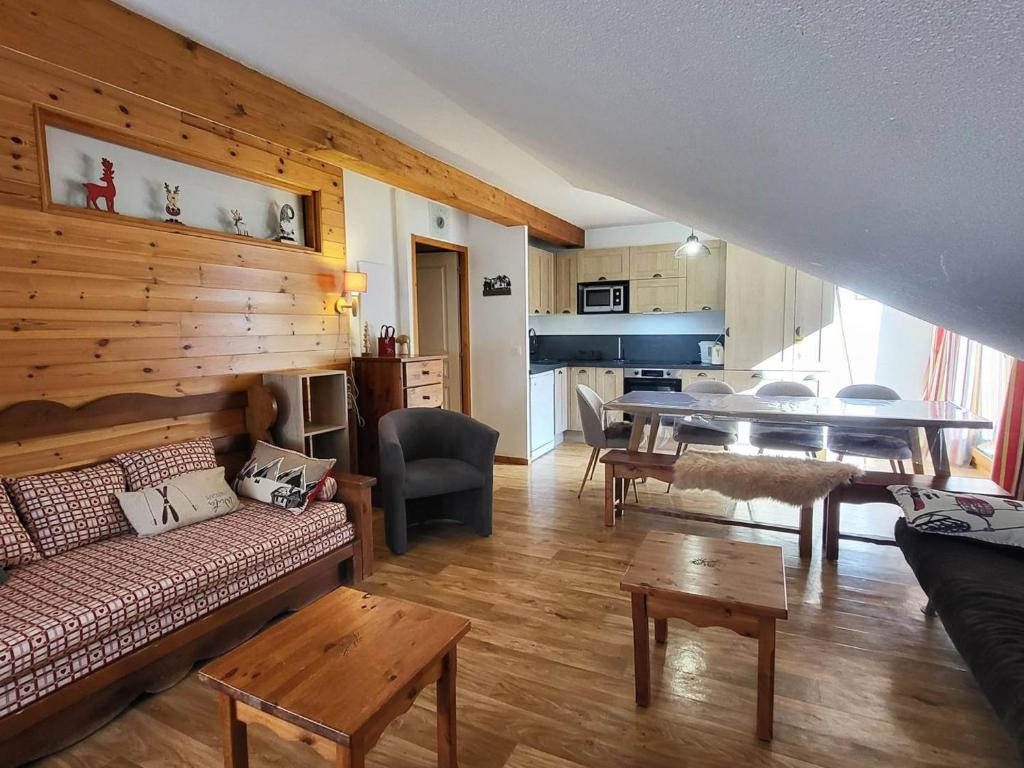 Grand appartement 6 pers, piscine & sauna, proche pistes & commerces - FR-1-322-662