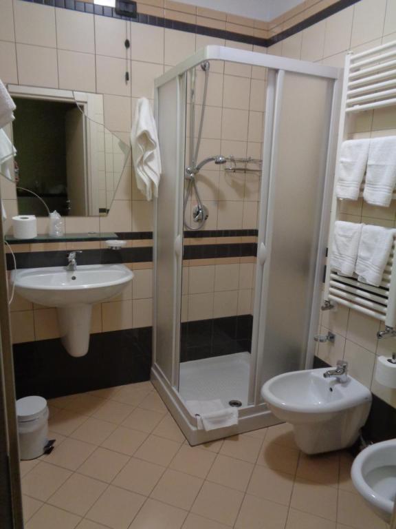 Koupelna v ubytování Hotel Airone