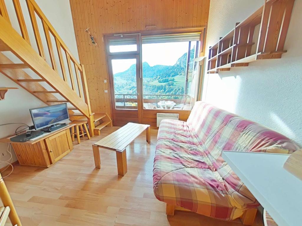 Appt 2P + mezzanine pour 6 - skis aux pieds - garage - WIFI - FR-1-241-21 - Appartement (6 Volwassenen)