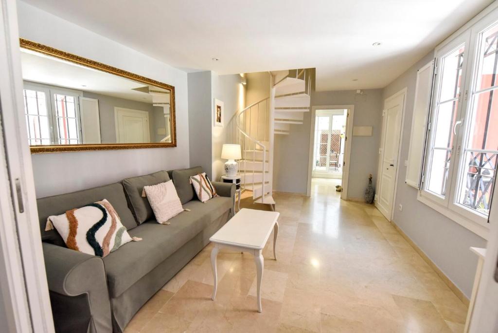 New! Exclusive Duplex Design | Parking & Pool