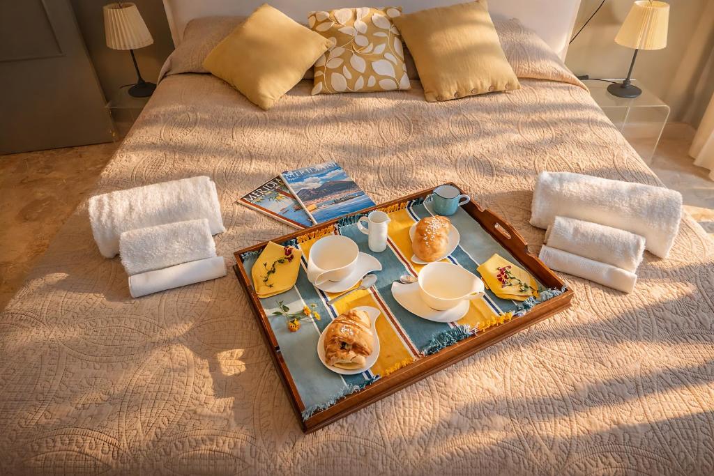 Molo Angioino Suites
