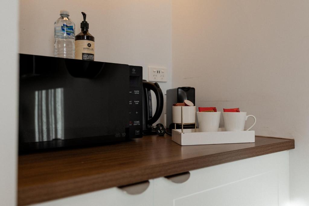 Bay of Fires Holiday Suites - Town Centre photo