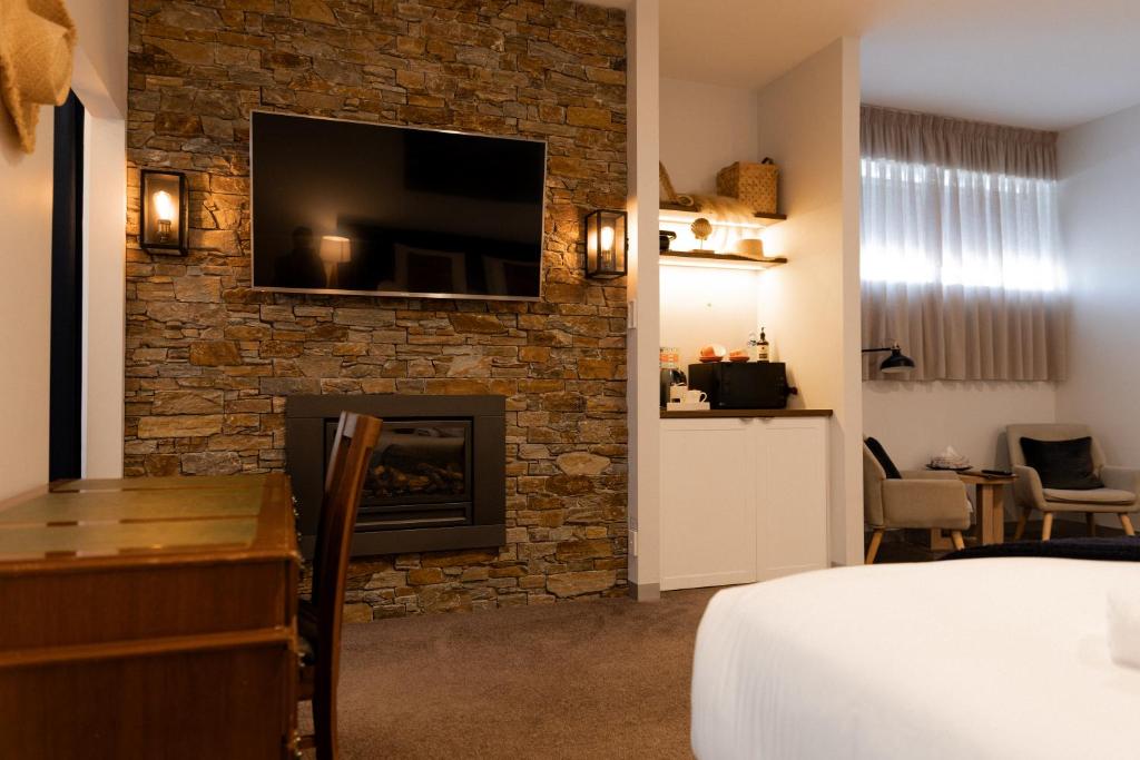 Bay of Fires Holiday Suites - Town Centre photo