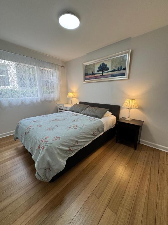 Knightsbridge Apartments - 