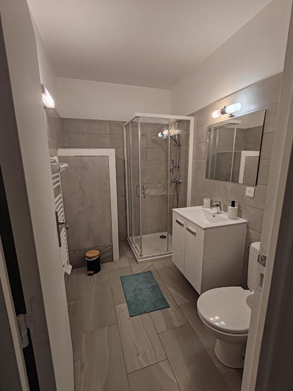 Auberge du Bourguet - Double Room With Private Bathroom