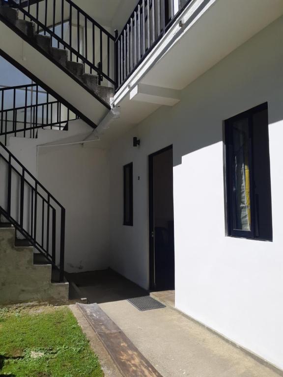 Siril Guesthouse Hostel - 1