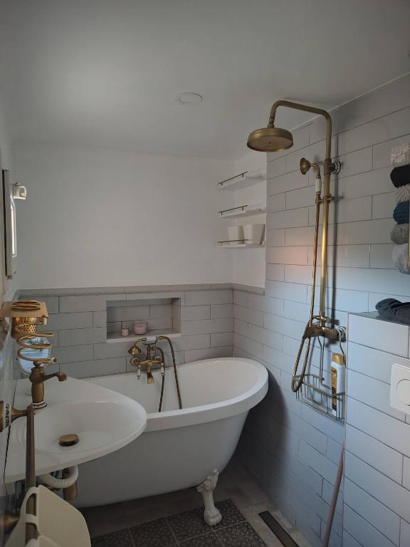 Artscape Marseille - Two-Bedroom House