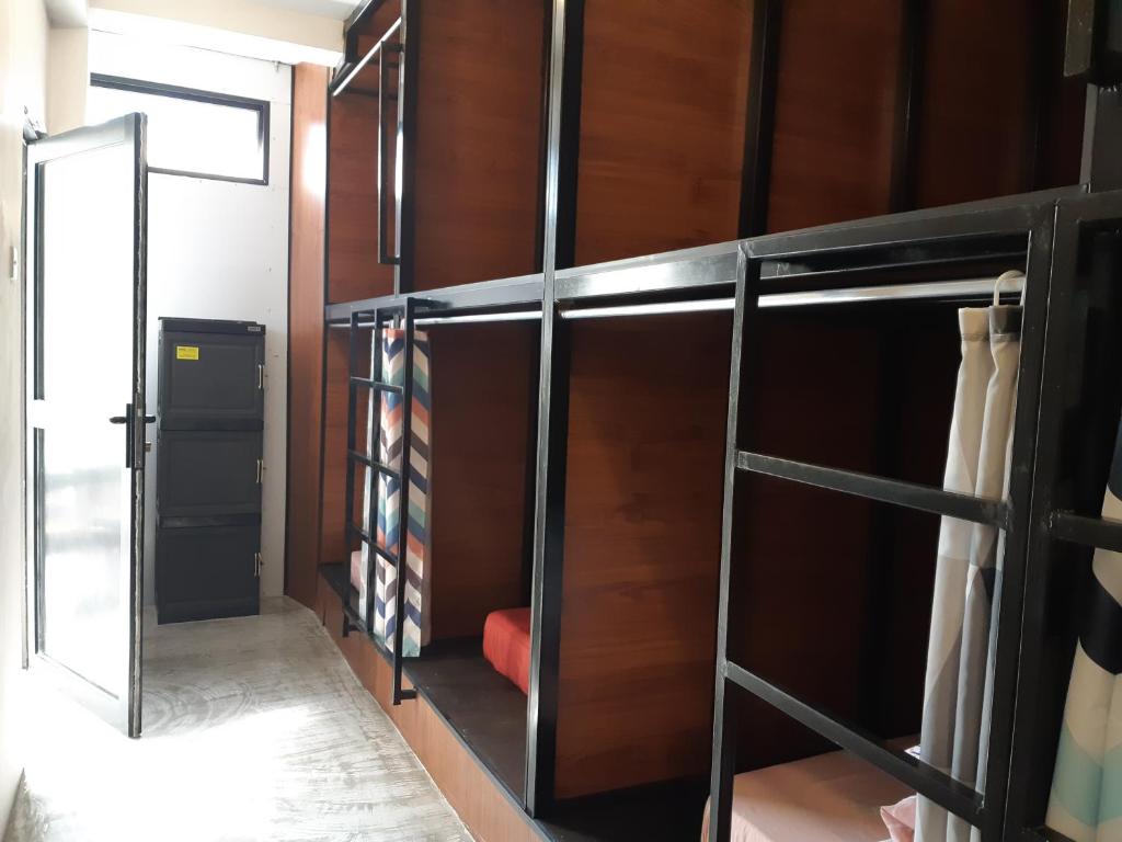 Siril Guesthouse Hostel - 10