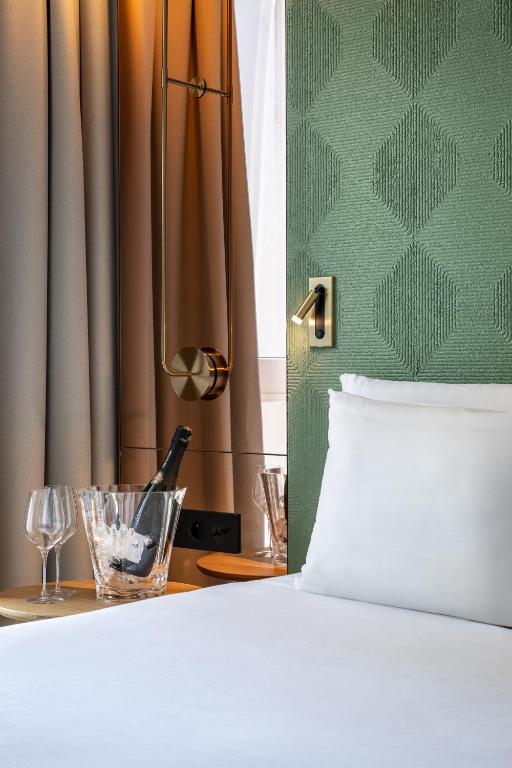 Hôtel Kyriad Prestige Paris Asnieres - Chambre Lit Queen-Size Standard
