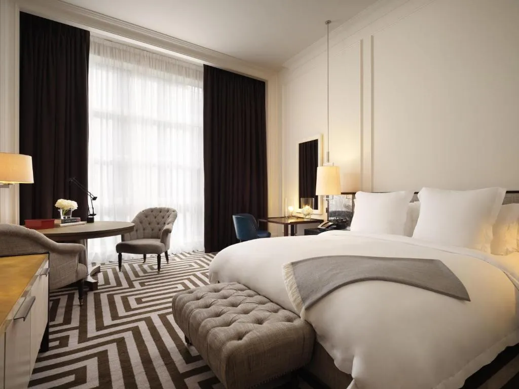 Grand Premier King Room