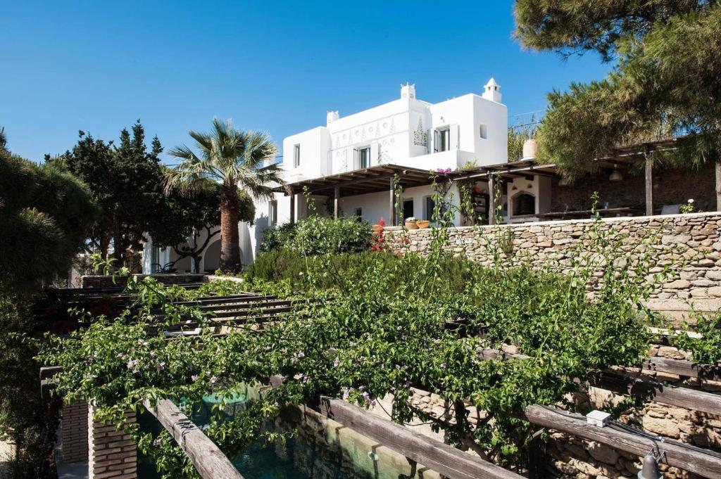 Villa Oasis A magical Garden in Mykonos Town, Mykonos Stadt ...