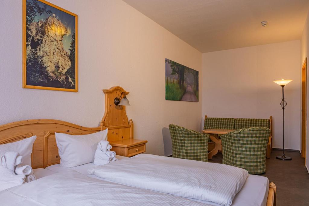 Der Bayerische Hof - Family Room