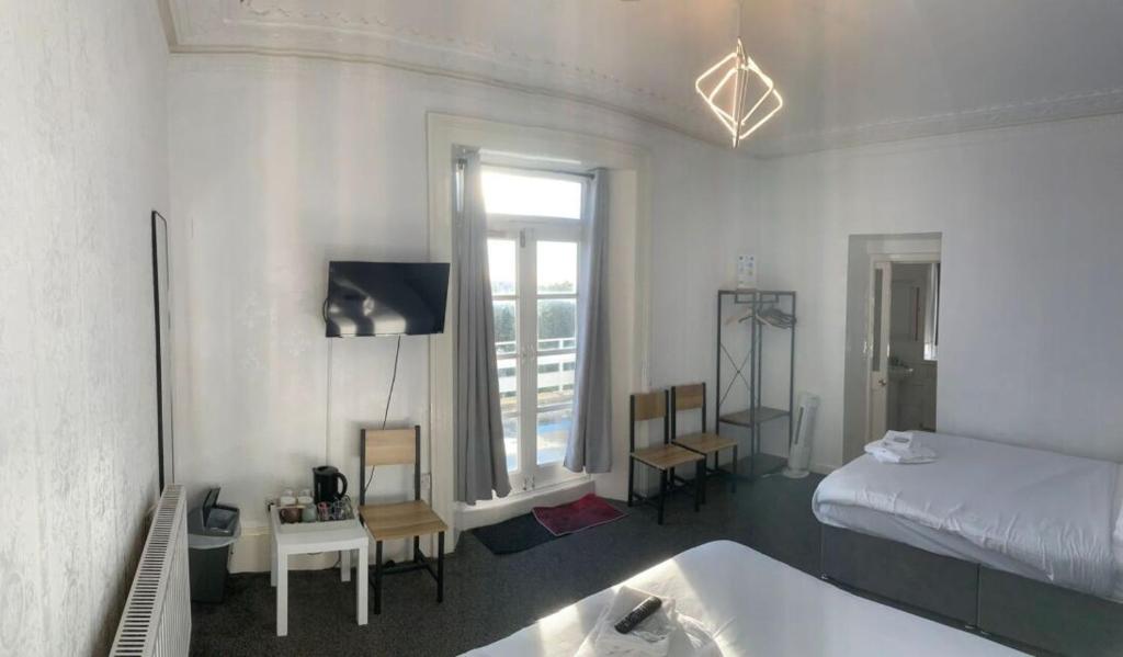 Savoy B&B - 