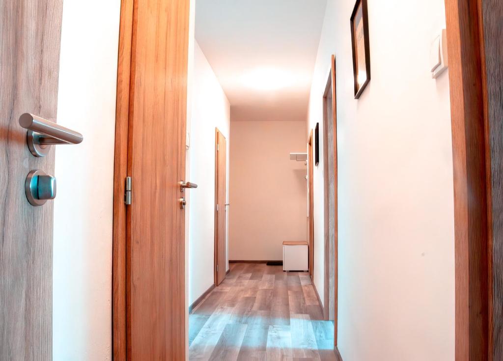 ZAROHEM 2 bedrooms APARTMENT in center with balcony - 19