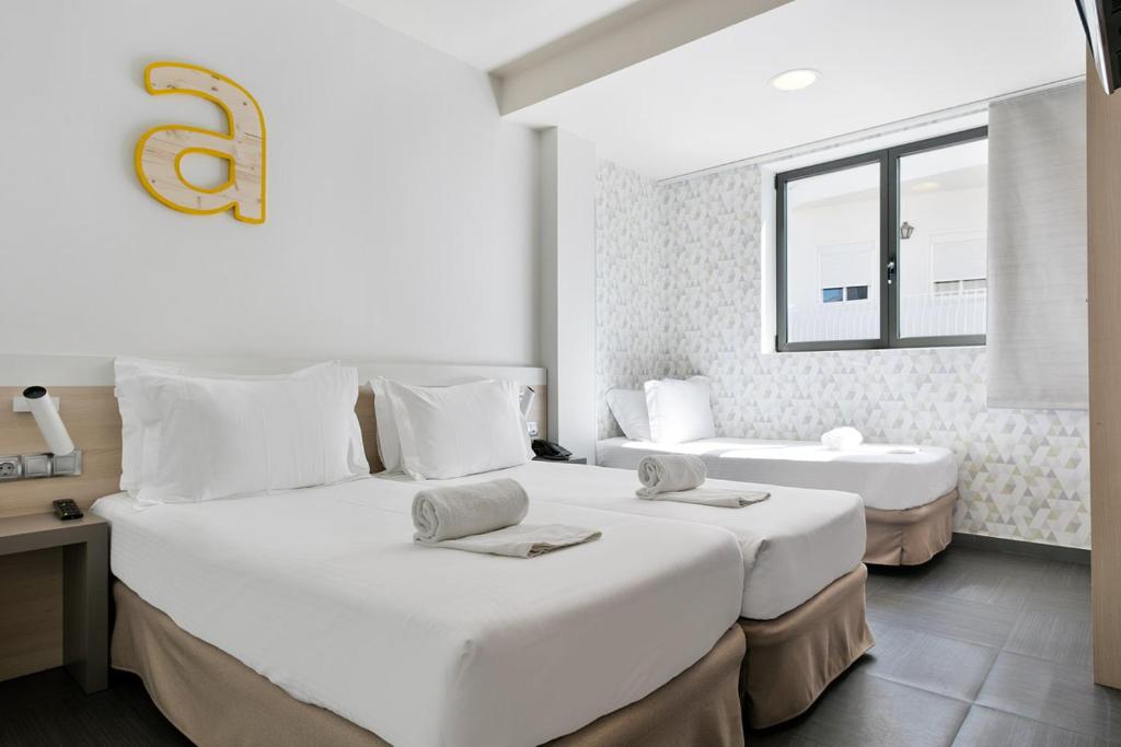 Hotel Acta Laumon - Triple Room