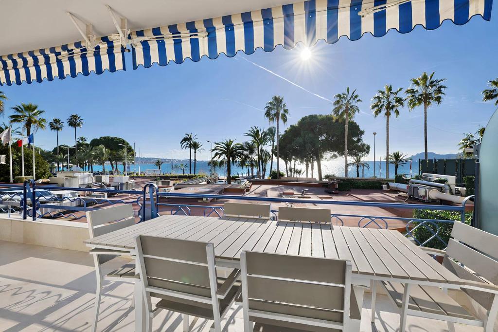 Celestre Croisette - Appartement de Luxe Croisette avec Terrasse et Vue Mer