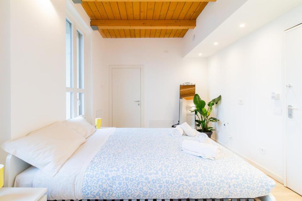 Milano East Apartments by Habyto