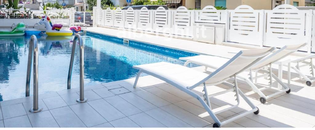 HOTEL SETTIBI 20m dalla spiaggia