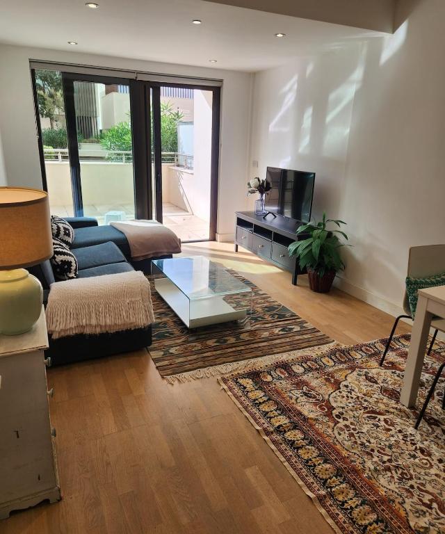 1 bedroom flat in Kings Wharf
