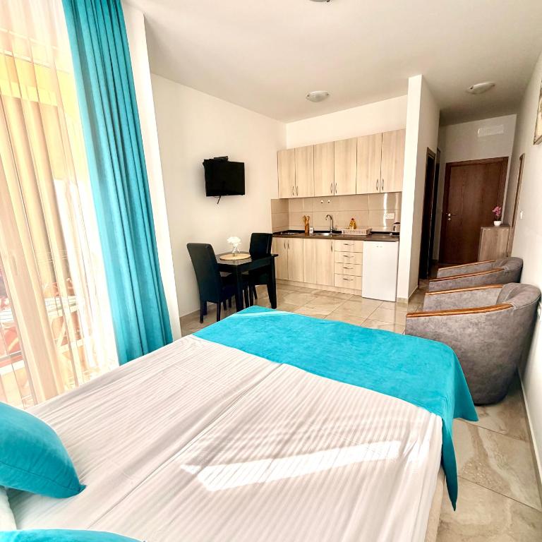 Apartments Sunrise - 10