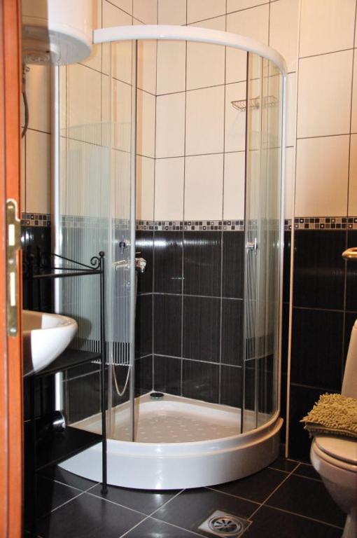 Vannituba majutusasutuses Apartments Varga