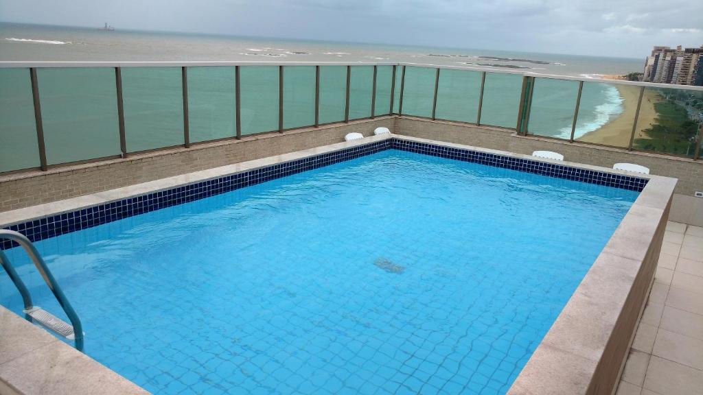  Cristal Residence