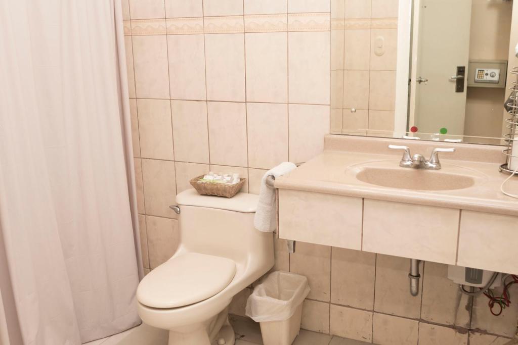 Koupelna v ubytování Hotel Novo