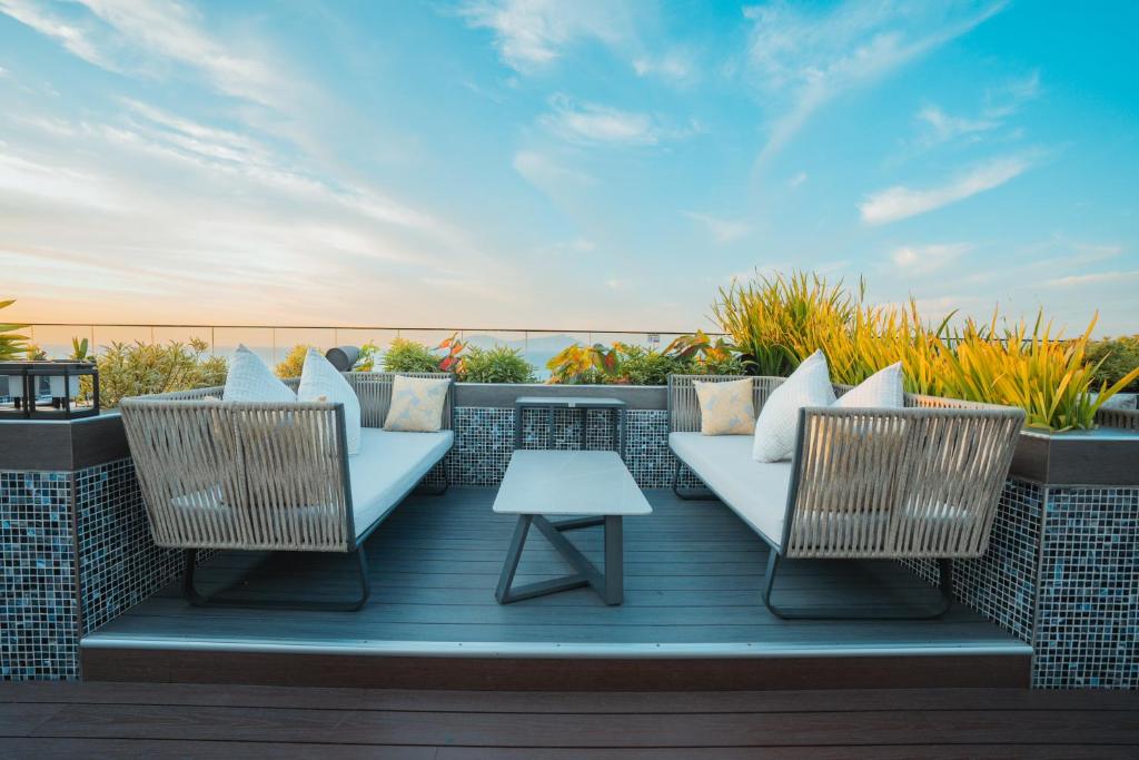 Palm Springs Hotel Dili