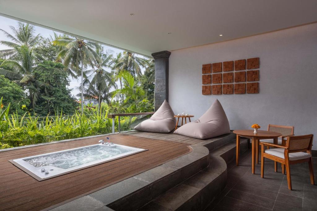 Anumana De Suite - 13