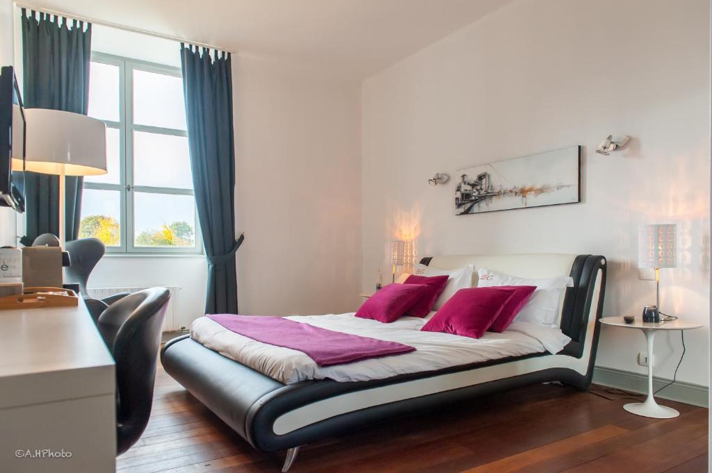 Château du Bois-Guy Golf - Deluxe Double Room