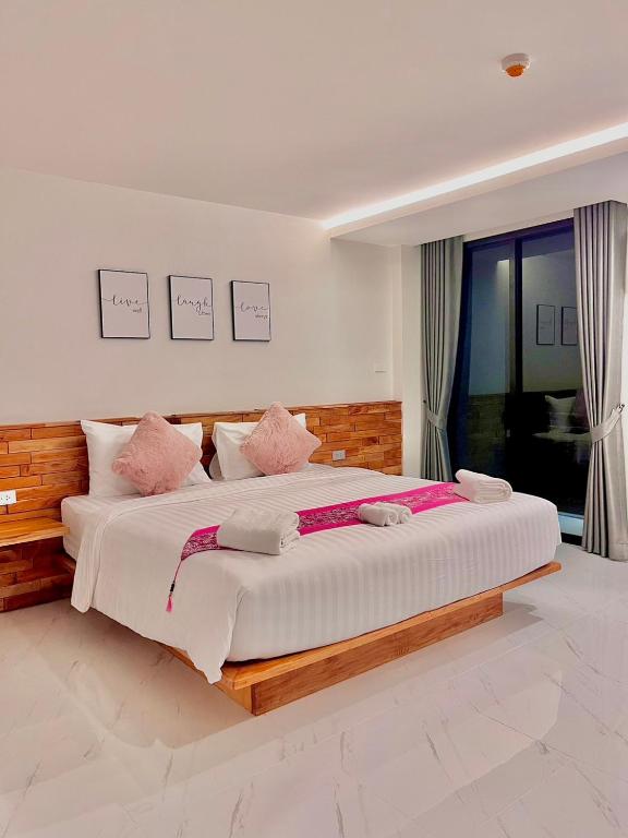 OZONE HOTEL