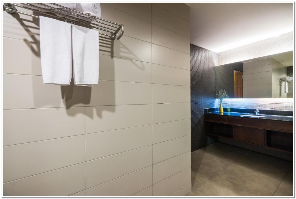 Sea Me Spring Tree Hotel - Resim 20