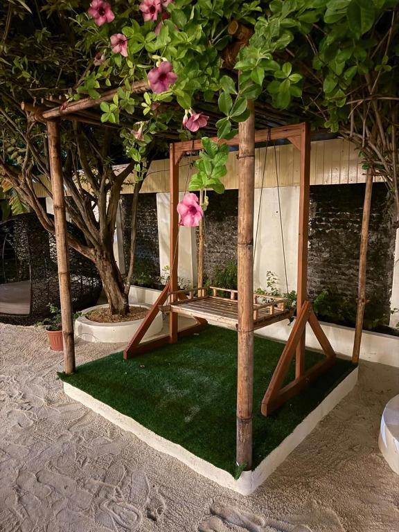 Rattehi Inn at Rakeedhoo - View 14