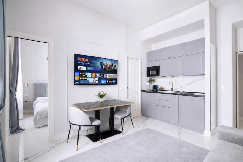 Rome Deluxe Apartments - 9