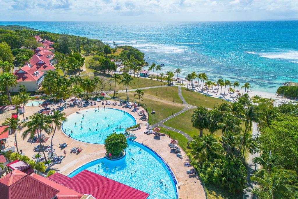 Pierre & Vacances Sainte Anne Holiday Village 3*