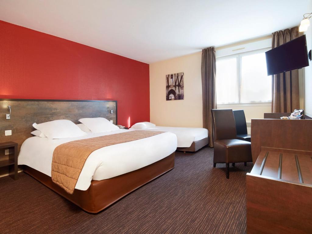 Kyriad Tours - Joué-Lès-Tours - Quadruple Room
