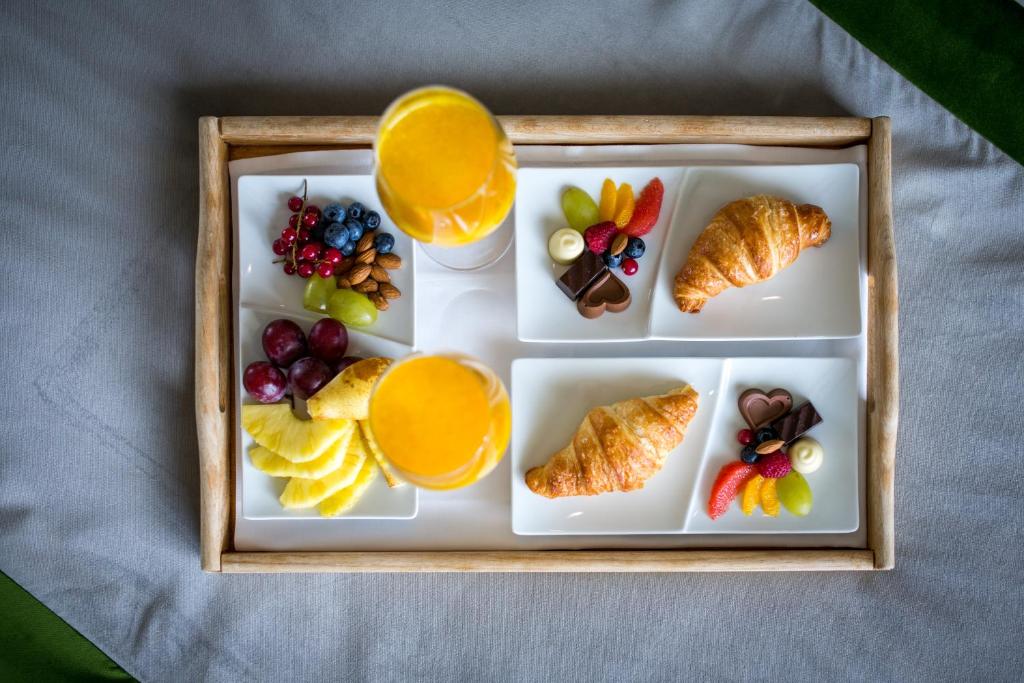 Royal Princess Hotel - 6