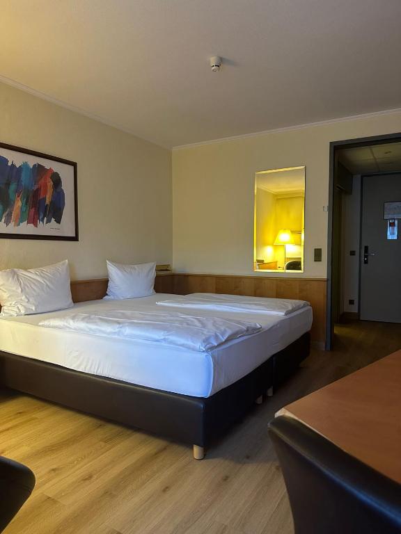 Hotel Kaiserhof Landshut - コンフォート ダブルルーム